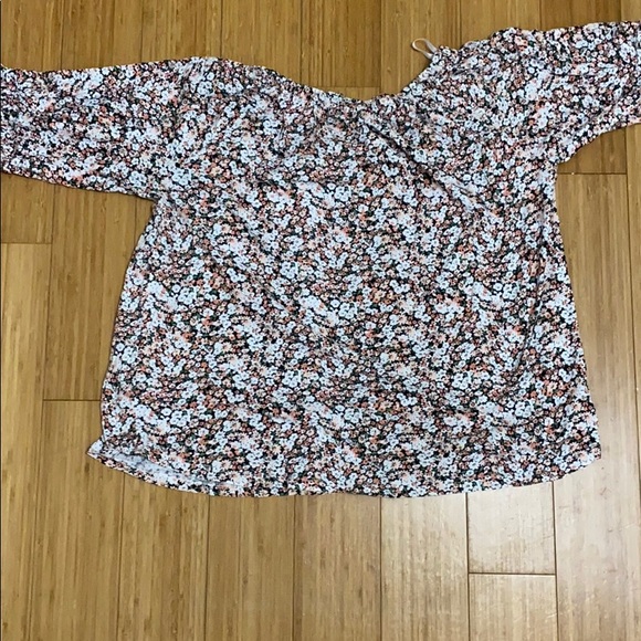 Ralf Lauren top! BRAND NEW WITHOUT TAGSS - Picture 4 of 4